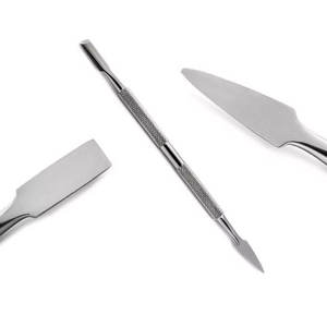 Poignée ergonomique en acier pour le nettoyage des ongles, poussoir à cuticules, qualité supérieure, design durable en acier inoxydable - Product Image 3