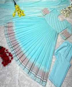 ชุดนอนผ้าไหมนุ่มปักลายแบบหรูหราเสื้อผ้าพื้นเมืองสำหรับงานปาร์ตี้ Dupatta - Product Image 5