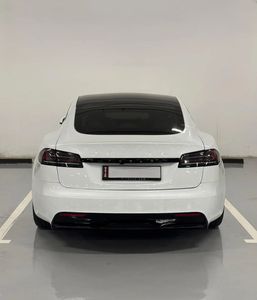Tesla Model S 2024 de movimiento rápido - Product Image 2