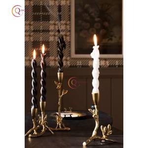 Dernier arrivage Bougeoir minimaliste fait main couleur or plaqué fait à la main Pot à bougie unique Bougeoir design feuille - Product Image 4