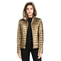 Chaqueta Acolchada Dorada y Blanca para Mujer, Otoño, Impermeable, Satén, Bordado, Diseños Personalizados, Alta Calidad, Transpirable, Ecológica