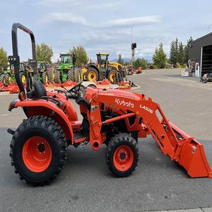 Achetez un tracteur 4x4 de qualité supérieure Kubota L2502HST d'occasion bon modèle prêt à être expédié maintenant en excellente condition - Product Image 6