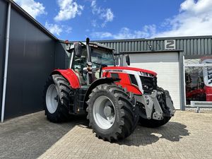 Massey Ferguson 6615 Red 4WD Farm Tractor 120HP Gear Drive Wheel Tractor High Productivity - Product Image 6