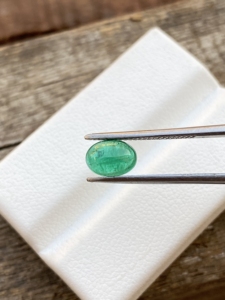 Piedra de cabujón de forma ovalada de Esmeralda zambiana Natural de 7x5 MM con piedras preciosas sueltas de buena calidad de Color para hacer joyas de 0,95 quilates - Product Image 3