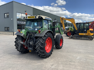 Tractor Agrícola Fendt 210 4WD con Transmisión de Engranajes, Motor Diésel Deutz de 120HP, Tractor de Ruedas de Alta Productividad para Uso Agrícola - Product Image 5