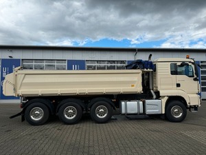 MEJOR CAMION TIPPER USADO MANN TGS 35.460 8X4 Combustible diésel Euro 6 Sistema hidráulico de transmisión automática Estado usado - Product Image 6