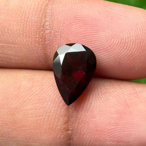 Piedra de corte de pera facetada granate rojo Natural pulido de alta calidad 13x9x6mm 4,80 quilates para la fabricación de joyas gema suelta calibrada - Product Image 2