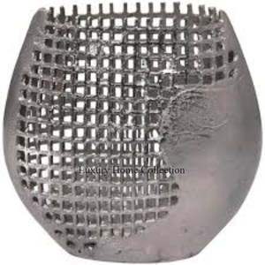 Vase indien fait à la main au design extra ordinaire avec conception de crevaison au design moderne couleur or ensemble de 2 jardinières et pots de décoration de sol - Product Image 6