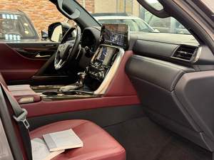 Nouveau / OCCASION 2025 LEXUS LX600H V6 TWIN TURBO Caméra arrière 360° Capacité de charge 31-40T Émissions Diesel / Essence Automatique À VENDRE - Product Image 4