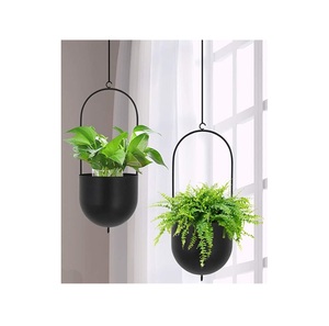 Jardinières modernes en métal Pot de fleurs en or Conteneur exclusif de plantes en métal de qualité pour jardin extérieur Conteneur d'herbes décoratives - Product Image 6