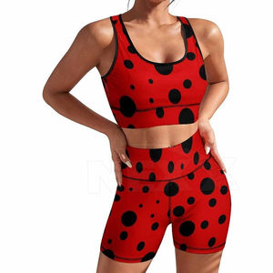 Conjunto de Yoga para Mujer de Marca Privada Personalizado con Logotipo Frontal Sólido, Conjunto de Dos Piezas de Spandex con Sujetador y Pantalones Cortos para Fitness - Product Image 1