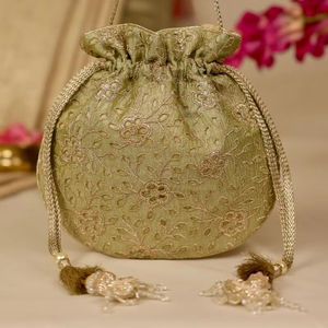 Sac Potli durable et écologique en polyester pour travail de miroir Cadeau de fête de mariage Fait à la main Ethnique Indien Ladiesclutches Plus - Product Image 1