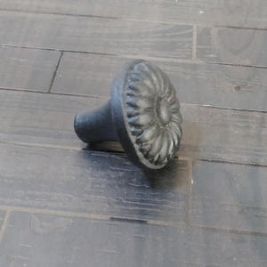 Perillas de armario de cocina con textura y laca negra de flor pequeña redonda directa del fabricante, opción económica para manijas de uso de puertas - Product Image 6