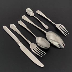 Vente en gros 18/0 acier inoxydable couteau fourchette cuillère élégant style asiatique couverts miroir argent métal élégant mariage couverts - Product Image 4