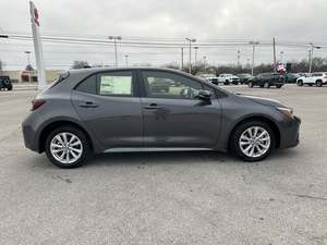 Livraison gratuite 2026 pour Hatchback SE FWD Automatique Intérieur foncé Émissions Euro VI Véhicule neuf pour passagers à vendre - Product Image 5