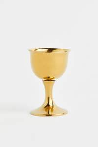 Gobelet en métal brillant de différentes formes avec pour la bière, le vin, les boissons, utilisation de luxe dans les bars et les hôtels, fournitures pour mariages et fêtes - Product Image 4