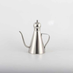 Ollas de aceite a prueba de fugas de acero inoxidable de 500ml, botella dispensadora de aceite de oliva de acero inoxidable para uso en la cocina - Product Image 6