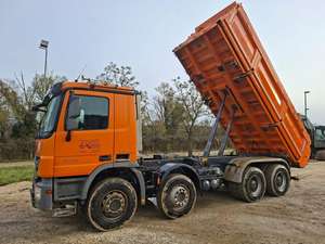 Mercedes-Benz Actros 3244 Top Tipper 2012 - Product Image 5