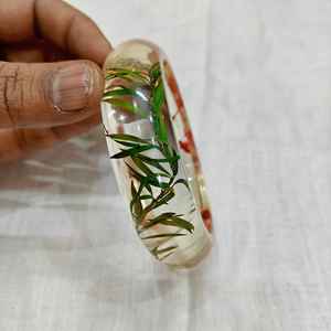 กำไลข้อมือเรซิ่นแฟชั่นสีสันสดใส สไตล์วินเทจ งานฝีมือขัดเงาอย่างดี คุณภาพเยี่ยม ผลิตตามสั่ง สำหรับผู้หญิง จากประเทศอินเดีย - Product Image 5