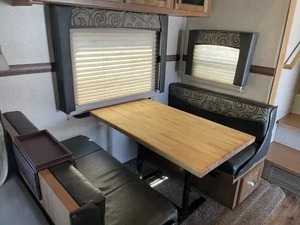 Vendeur vérifié pour Forest River FLAGSTAFF CLASSIC SUPER LITE 8528CKWSA 2017 disponible à la vente - Product Image 6