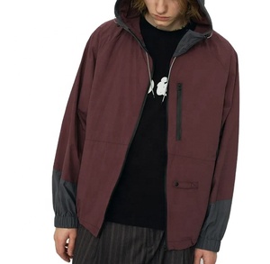 Chaqueta de Nailon Personalizada Nueva, Chaqueta Cortavientos Deportiva de la Mejor Calidad para Hombre, para Entrenamiento en Gimnasio y Deportes al Aire Libre - Product Image 1