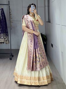 Lehenga Choli en soie Paithani violette pour femmes avec dupatta tissé, tenue ethnique indienne - Product Image 5