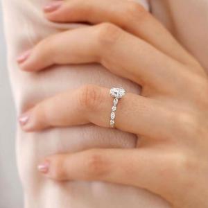 Bague en diamant cultivé en laboratoire ovale IGI Bague en diamant créée en laboratoire en or 14 carats pour mariage et bague de fiançailles ou bande - Product Image 2