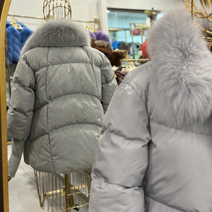 Ropa de Abrigo Acolchada Ligera, Aislante, Transpirable y Teñida, que Ofrece Protección Invernal, Acolchado Acolchado, Impermeable y Ecológico - Product Image 3