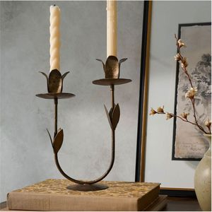Bougeoir en métal doré de luxe en gros, branche de fleurs, 3 bras, candélabre haut, centre de table pour les événements de mariage et la décoration d'hôtel - Product Image 3
