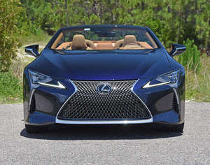 Lexus LC 500 Convertible USADO Y DURADERO de 2023 - Product Image 3