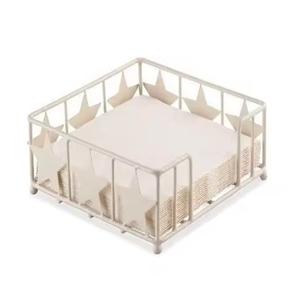 Porte-serviettes avec logo personnalisé en différentes finitions mates et design décoratif pour les tables disponibles en basse quantité minimale de commande - Product Image 5