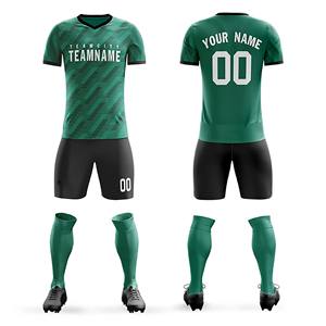 Vêtements de sport personnalisés, uniforme de football, taille adulte disponible, 100% polyester, short respirant léger, maillot de football en sublimation - Product Image 5
