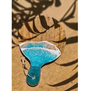 Planche à découper en bois massif en résine avec bois d'acacia et bois de manguier conçue pour la stabilité et la résistance - Product Image 1