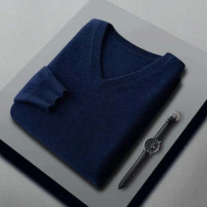 Pull en cachemire pour homme Old Money - Product Image 1