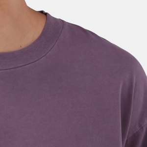 Camiseta Corta Unisex de Moda, 100% Algodón Orgánico de la Mejor Calidad, Corte Cuadrado, Cuello Redondo, Manga Regular, Informal - Product Image 3