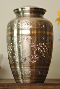 Customized Metal Keepsake Cremation <b>Urns</b> Handmade Design Funeral Supplies <b>Urns</b> Coffin Casket Copper Antique <b>for</b> Human <b>Ashes</b> - Product Image 3