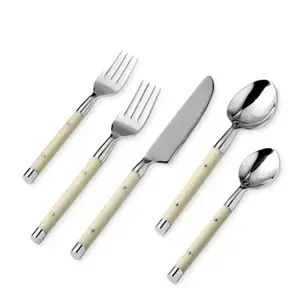 Ensemble de couverts faits à la main de qualité supérieure avec poignées en résine blanche Couverts à couverts Fourchette parfaite pour la cuisine et la salle à manger - Product Image 1