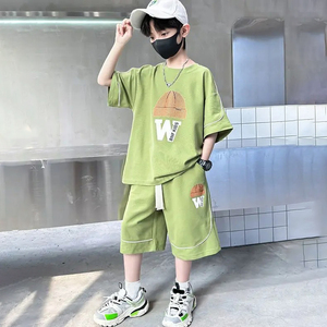 Costume d'été pour garçons T-shirt décontracté mince Short ample Ensemble d'été pour garçons Livraison rapide Vente en gros - Product Image 4