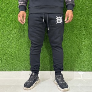 Ensemble de survêtement pour homme personnalisé avec logo, coupe régulière, à capuche, avec pantalon de jogging évasé et sweat-shirt - Product Image 3
