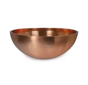 Laurent bol en cuivre décoratif très demandé spécialement conçu pour servir des baies et des bonbons dans les restaurants et les tea parties