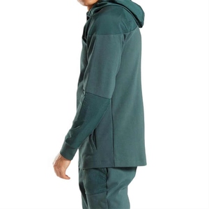 Chándal deportivo de diseñador OEM para hombre, trajes de jogging informales de talla grande para el verano, moda urbana sólida, informal para correr de talla grande - Product Image 4