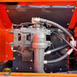 Mini-excavatrice sur chenilles Doosan DX340LC-9C d'occasion avec composants principaux Moteur Boîte de vitesses Engrenage à vendre - Product Image 4