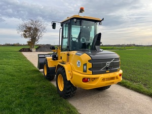 Volvo L30G 240Std Mini Front Wheel Loader 906 1288 Hrs EPA Engine with Gearbox and Pump - Product Image 2