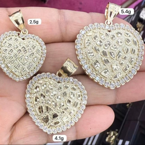 Dije de Corazón de Oro de 10 Quilates, Dije de Corazón Pequeño con Corte de Diamante, Dije de Corazón Pequeño, Dije de Corazón de Oro Real, Dije de Corazón en Forma de Pepita - Product Image 1