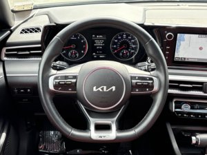 Kia K5 GT-Line FWD 2024 Usado en Buen Estado - Product Image 3