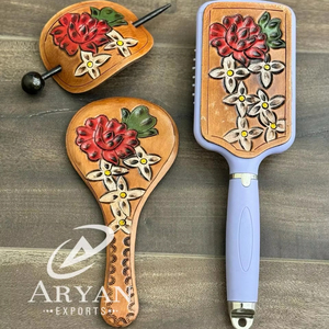 สไตล์แท้ทําด้วยมือหนัง 3 ชิ้นชุดโต๊ะเครื่องแป้งออกแบบแปรงผมกระจกมือและ Hair Stick Travel ชุดโต๊ะเครื่องแป้งหรูหรา - Product Image 1