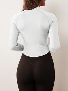 Veste de piste de course à glissière complète véritable pour femmes veste de yoga coupe ajustée d'entraînement légère vêtements de sport courts authentiques - Product Image 2