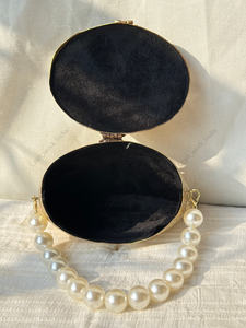 Bolso de Mano de Latón Dorado Ornamentado, Hecho a Mano en India, con Adornos de Perlas, de Diseño de Lujo para Bodas y Fiestas - Product Image 6