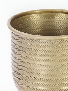 Macetero de metal hecho a mano de la mejor calidad para restaurante, hotel, decoración del hogar al mejor precio de la India - Product Image 3