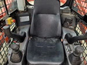 UTILISÉ 2022 KUBOTA SVL75-2 MINI CHARGEUR À CHAÎNE À ROUES 60KW DIESEL avec MOTEUR À HAUTE EFFICACITÉ - Product Image 6